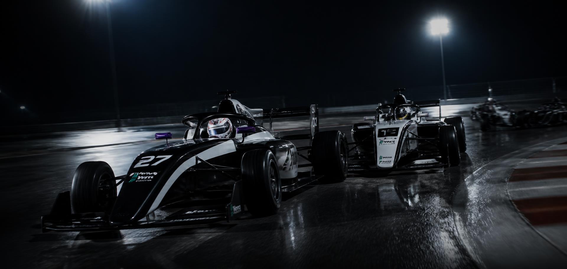 Formula 4 night round